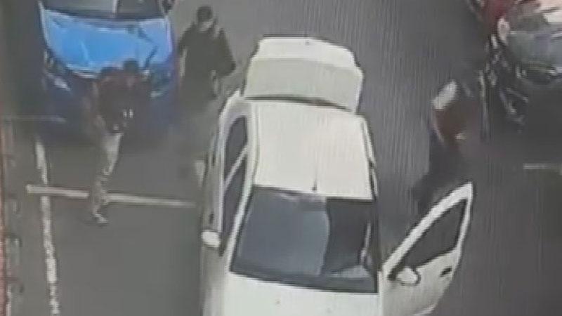 İsrail Konsolosluğu önündeki çatışma; şüphelilerin saldırı öncesi hazırlığı kamerada